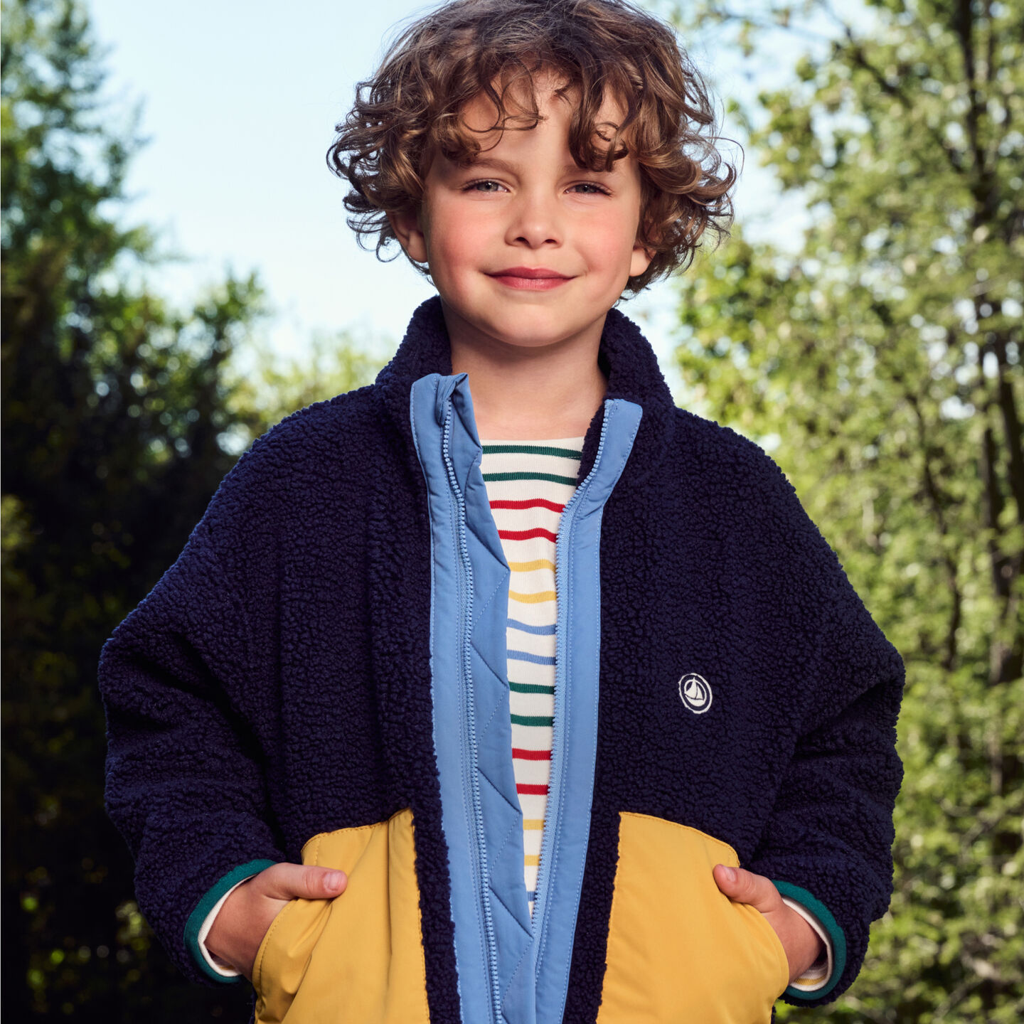 <p class="text-component">Chaquetas y abrigos</p>