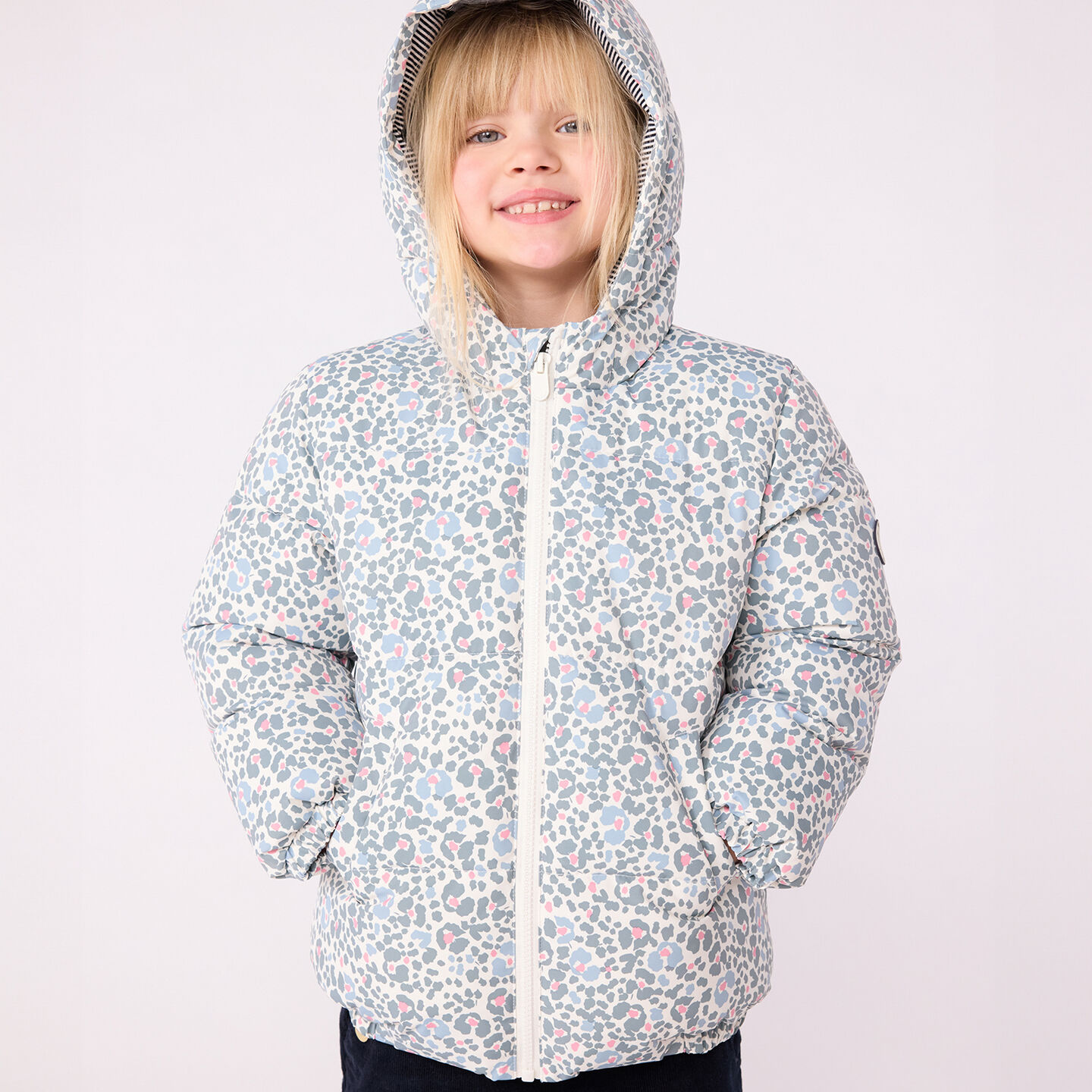 <p class="text-component">Abrigos</p>