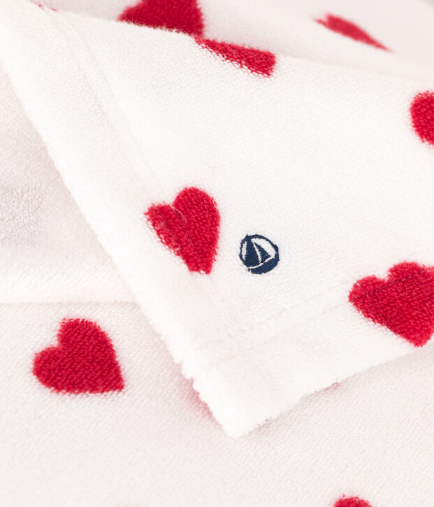 Capa de ba&ntilde;o de rizo con corazones para beb&eacute; blanco/rojo