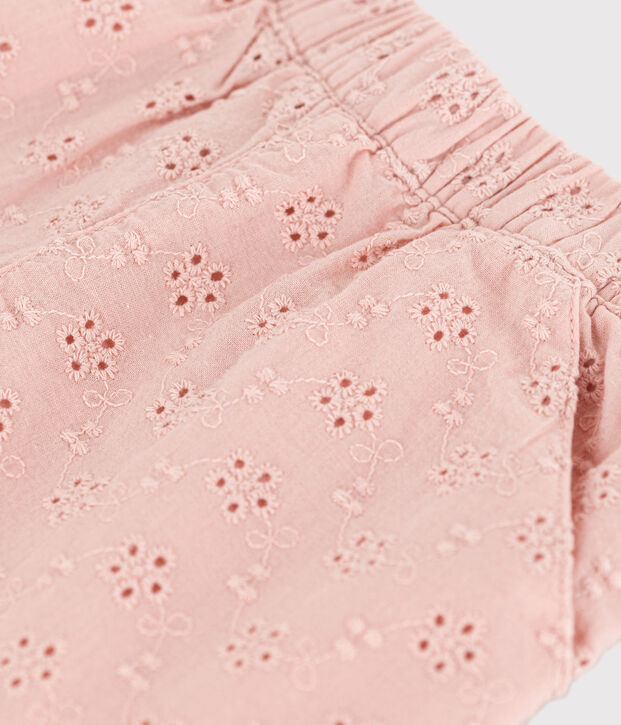Pantal&oacute;n corto de bordado ingl&eacute;s para beb&eacute; rosa