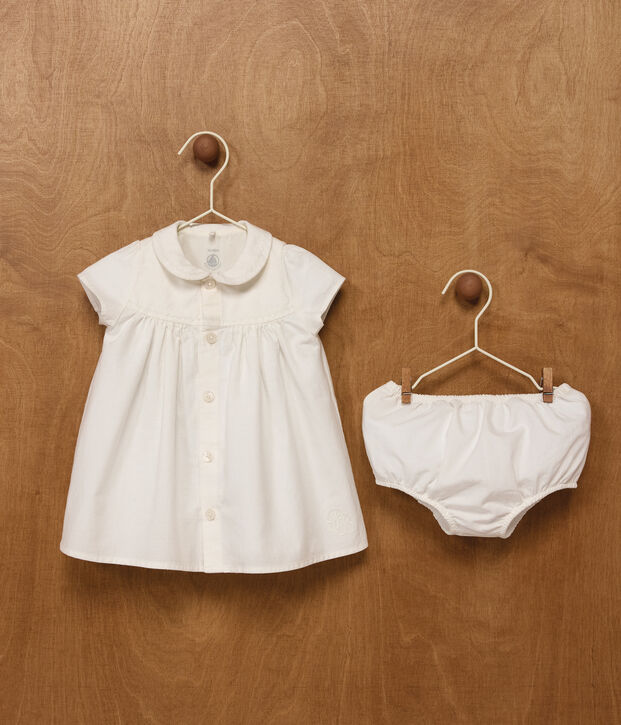 Vestido de algod&oacute;n/lino con pololo y detalle bordado para beb&eacute; blanco
