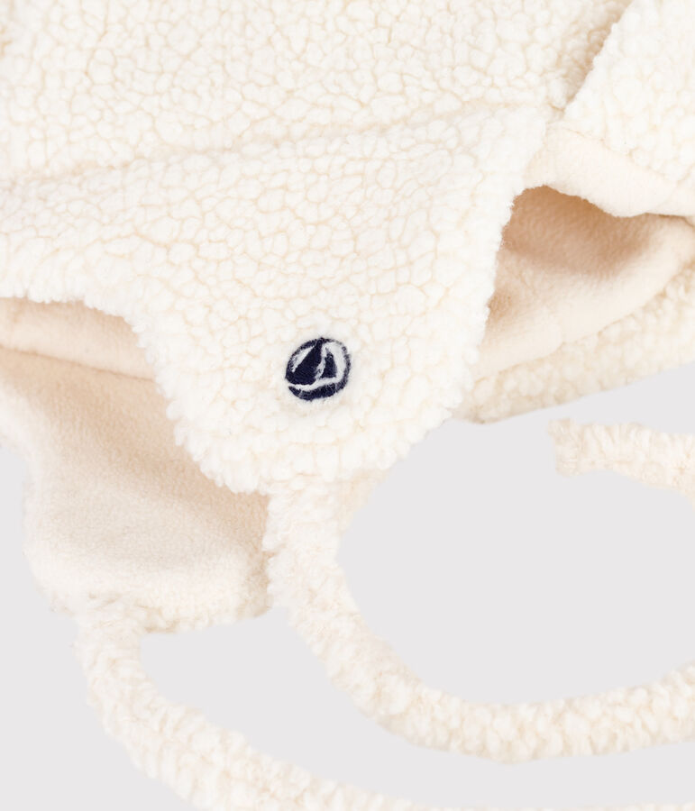 Gorro chapka de pelo sint&eacute;tico con forro de borreguito para beb&eacute; crudo