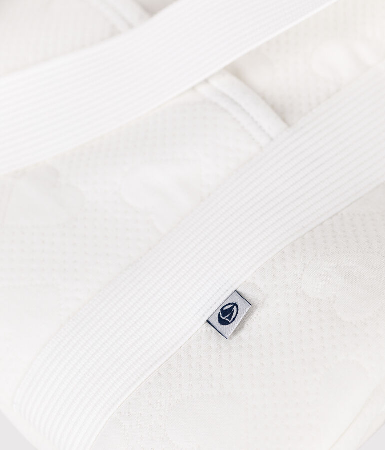 Bolsa de maternidad de materiales ligeros para beb&eacute; multicolor