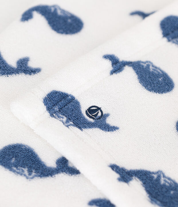 Capa de ba&ntilde;o de rizo con estampado de ballena para beb&eacute; blanco/azul