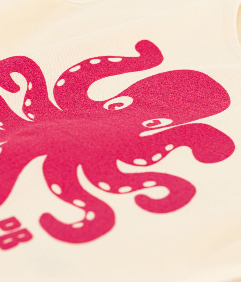 Camiseta flocada de manga corta para ni&ntilde;a crudo