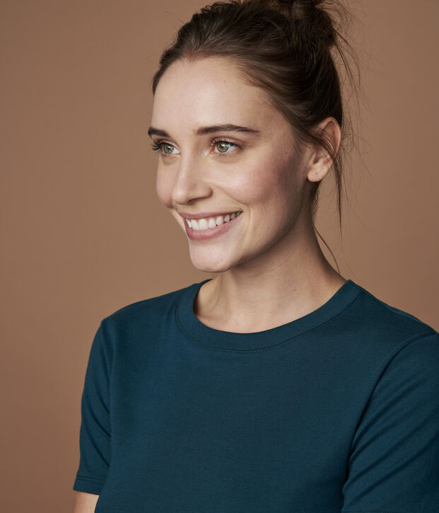 Camiseta de cuello redondo emblem&aacute;tica de algod&oacute;n de mujer verde