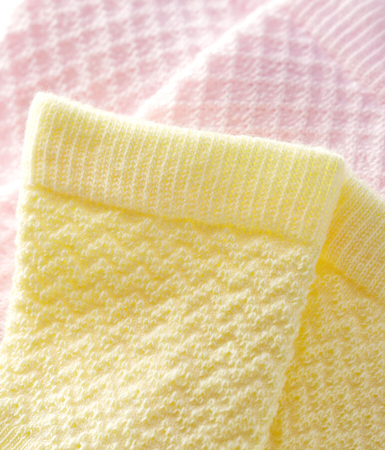 Lote de 2 pares de calcetines con relieve de beb&eacute; multicolor