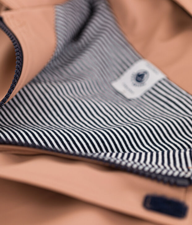 CHUBASQUERO EMBLEM&Aacute;TICO RECICLADO PARA NI&Ntilde;O/NI&Ntilde;A beige