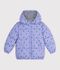 Plum&iacute;fero infantil con estampado de corazones violeta/multicolor