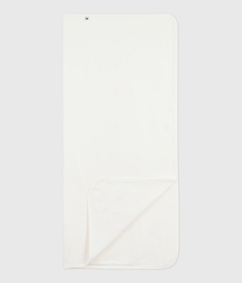 Arrullo de algod&oacute;n para beb&eacute; blanco