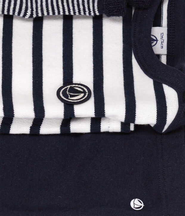 Conjunto de regalo de tres piezas para beb&eacute; multicolor