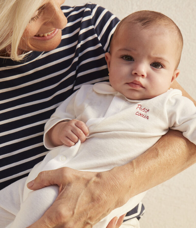 Pelele de algod&oacute;n con corazoncito blanco