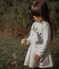 Vestido de niña Petit Bateau x Deyrolle blanco MARSHMALLOW