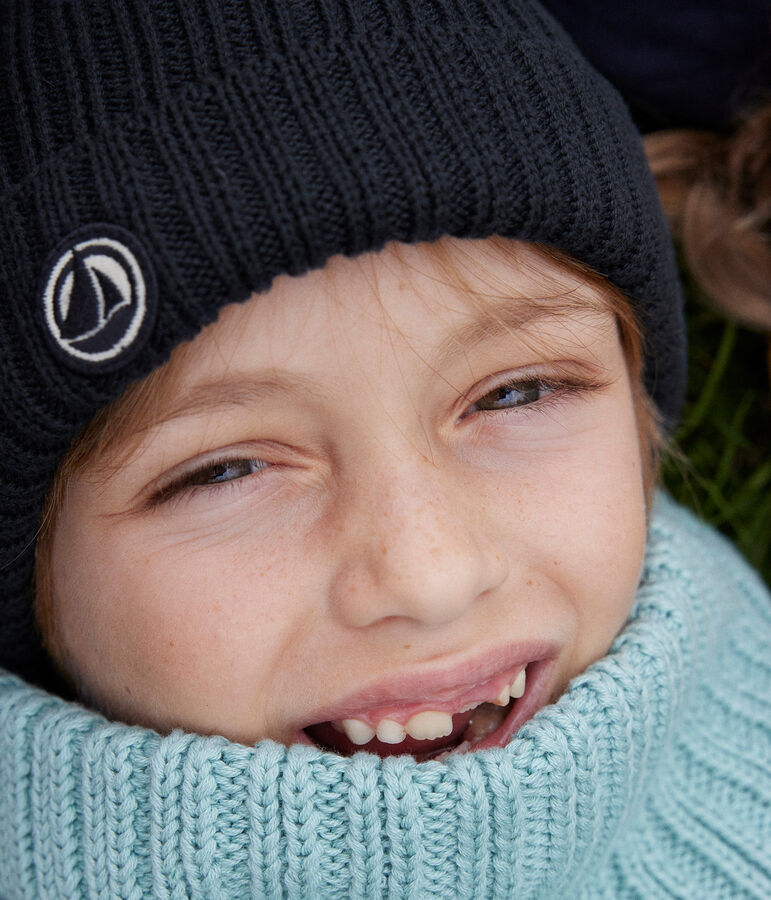 Gorro infantil de punto tricotado con forro polar azul