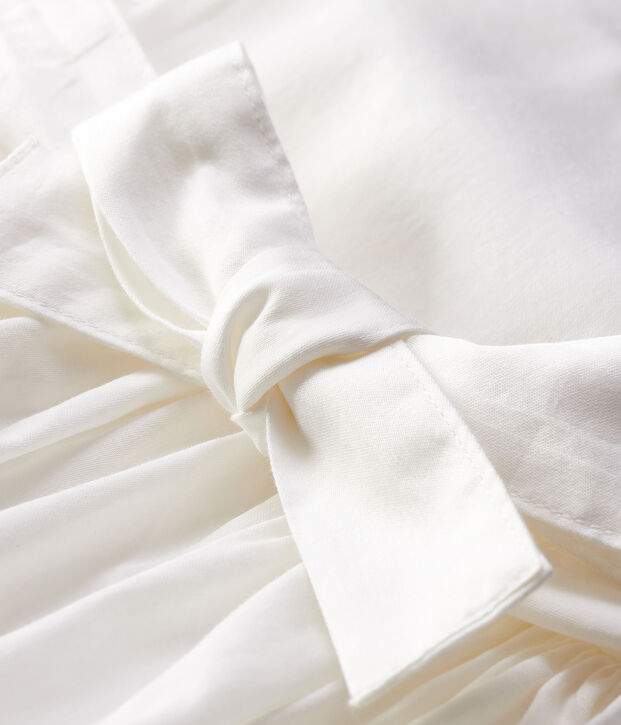 Vestido de manga corta de sat&eacute;n para beb&eacute; ni&ntilde;a blanco