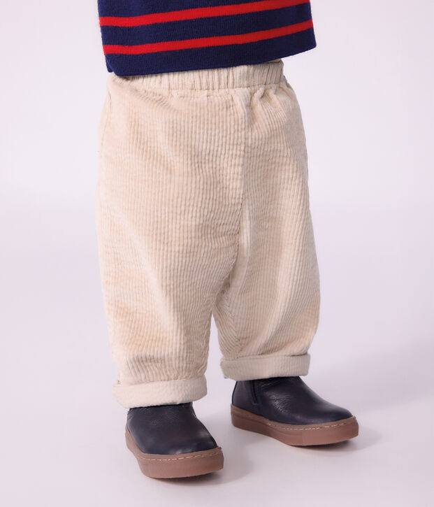 Pantal&oacute;n de terciopelo liso para beb&eacute; crudo