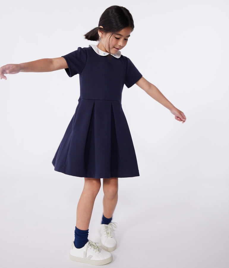 Vestido infantil liso de algod&oacute;n de manga corta azul