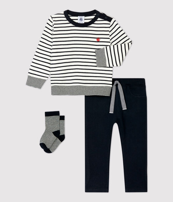 Conjunto de tres prendas de bebé. variante 1