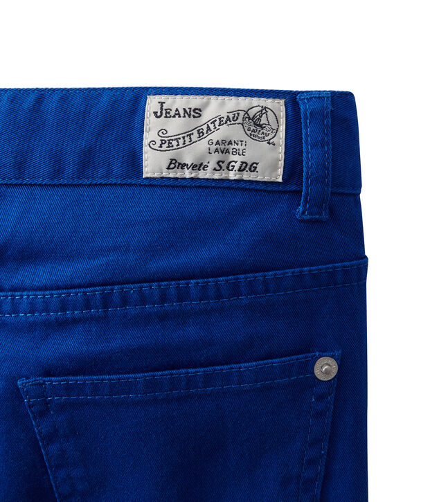 Pantal&oacute;n colorido para ni&ntilde;o en jean azul