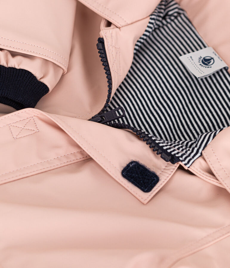 Chubasquero emblem&aacute;tico de beb&eacute; rosa