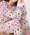 Pijama de algod&oacute;n con estampado de Navidad para mujer crudo/multicolor