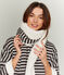 Bufanda reversible de mujer negro CITY/beige COQUILLE