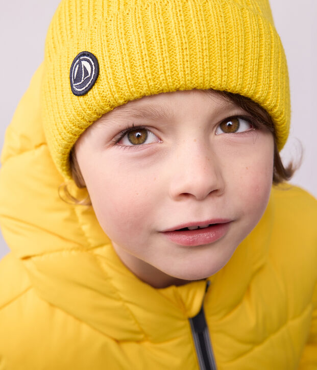 Gorro infantil de punto tricotado con forro polar amarillo