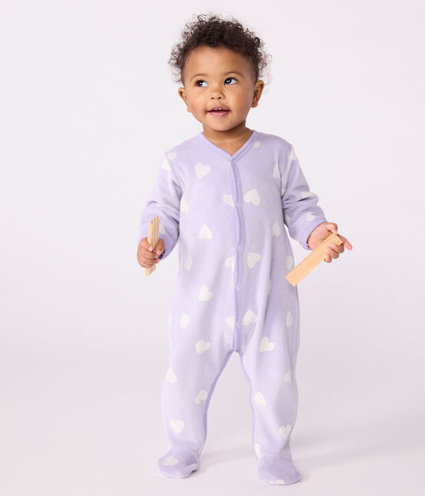 Pijama de terciopelo con estampado de corazones para beb&eacute; violeta/blanco
