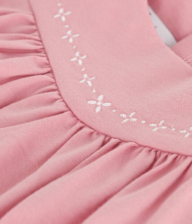 Vestido liso de algod&oacute;n sin mangas con detalles bordados en el cuello para beb&eacute; rosa
