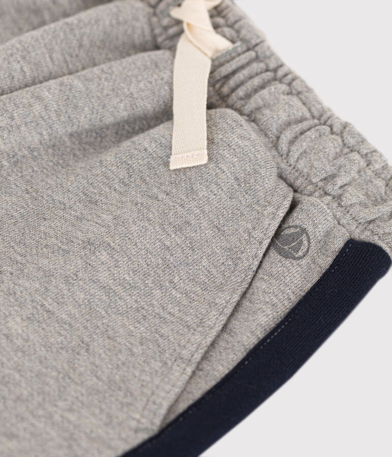 Pantal&oacute;n corto de algod&oacute;n para ni&ntilde;o gris