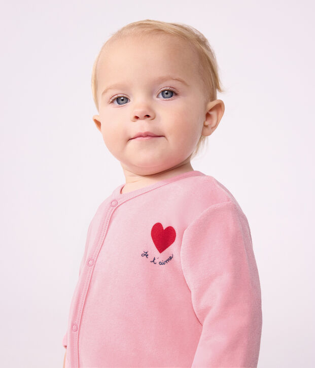 Pijama de terciopelo liso con estampado para beb&eacute; rosa