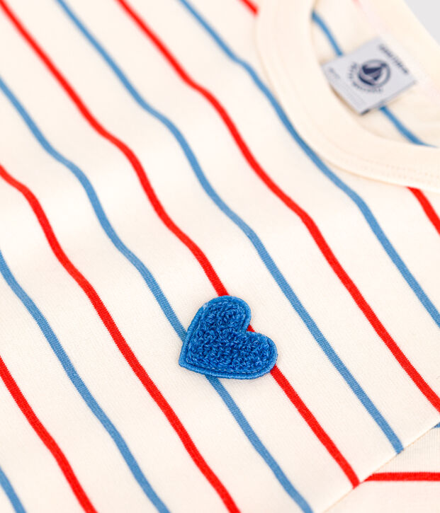 Camiseta infantil de manga corta de algod&oacute;n con rayas y coraz&oacute;n crudo/multicolor