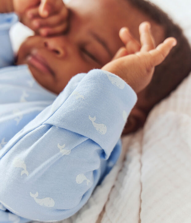 Pijama de algod&oacute;n con cuello y estampado de ballena para beb&eacute; azul/blanco
