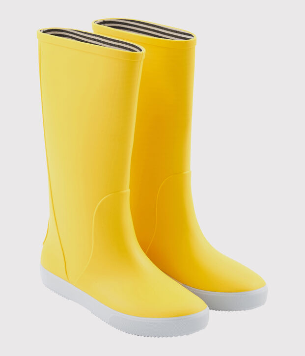 Botas de lluvia amarillo