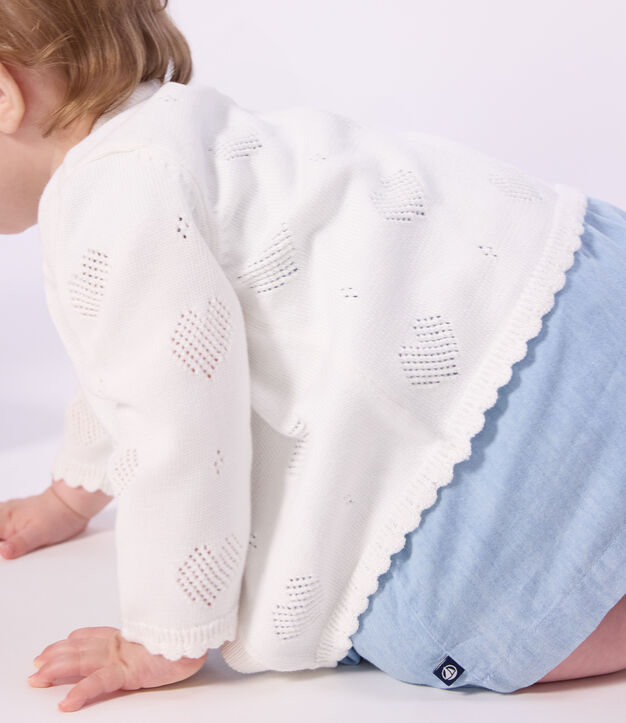 C&aacute;rdigan de algod&oacute;n con estampado de corazones para beb&eacute; blanco