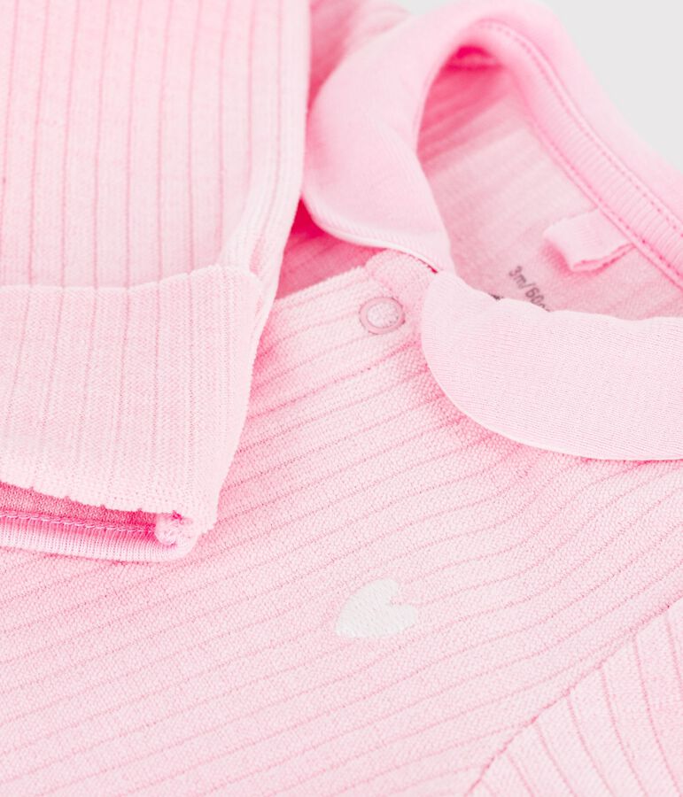 Pijama de terciopelo con cuello liso para beb&eacute; rosa