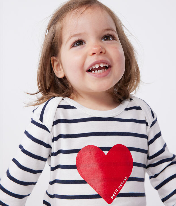 Pijama de algod&oacute;n con coraz&oacute;n y abertura sin botones de presi&oacute;n para beb&eacute; blanco/azul
