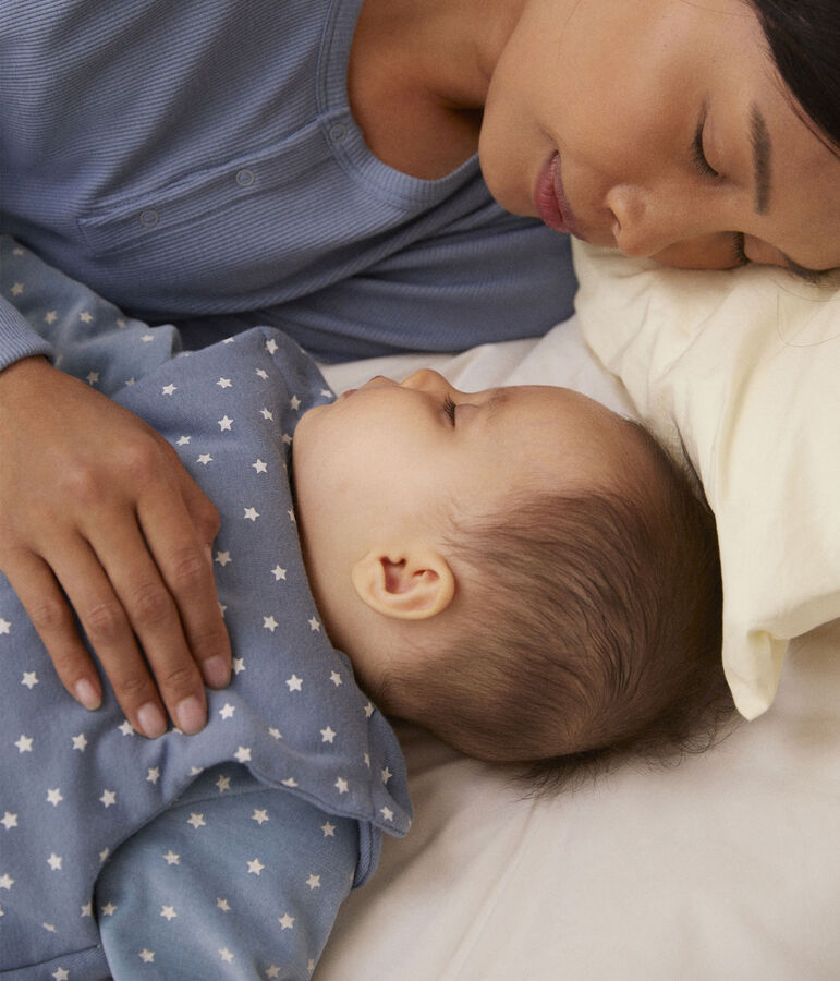 Saco de dormir de algod&oacute;n con estrellas para beb&eacute; azul/crudo