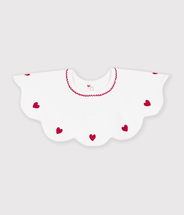 Babero de algod&oacute;n con corazones bordados para beb&eacute; blanco