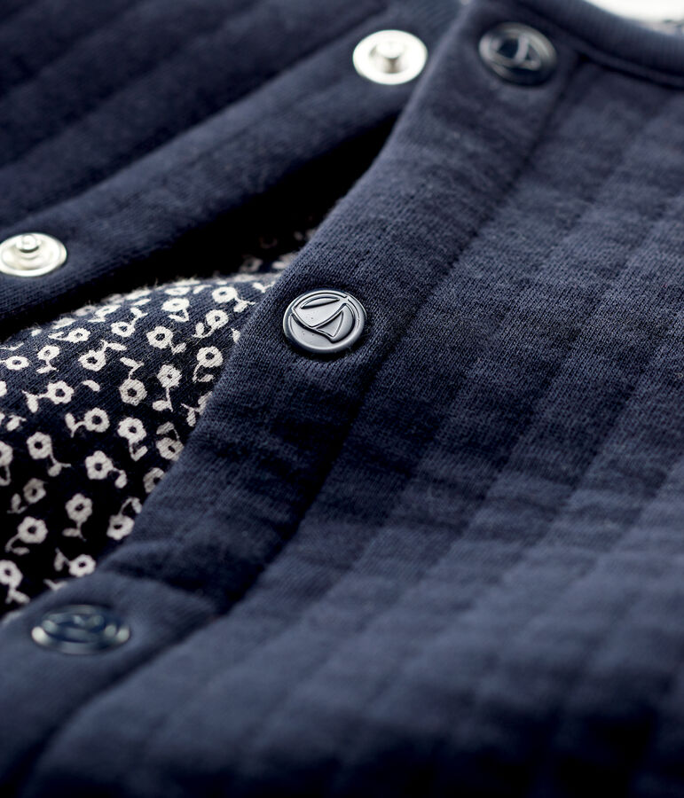 C&aacute;rdigan de tejido t&uacute;bico acolchado de beb&eacute;. azul