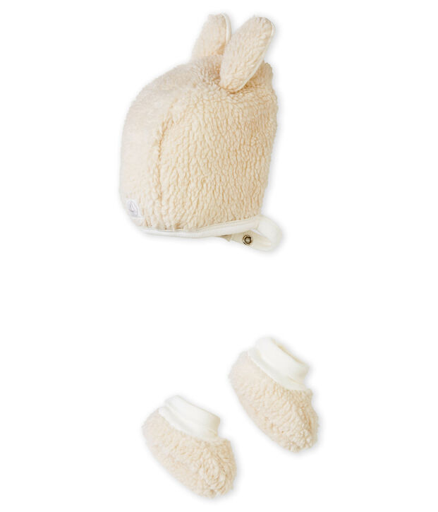Conjunto de gorrito y patucos para beb&eacute; blanco