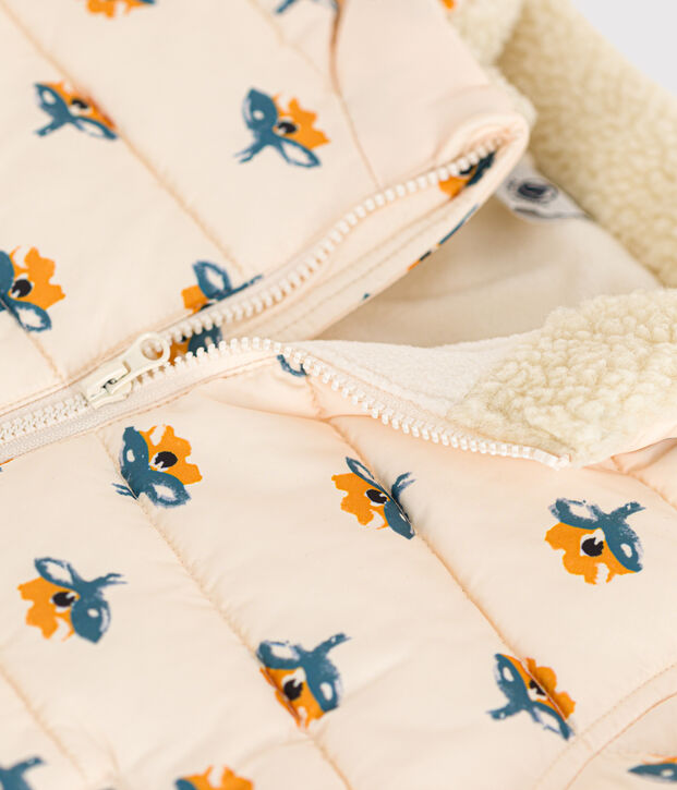 Abrigo estampado con capucha retr&aacute;ctil de beb&eacute; crudo/multicolor