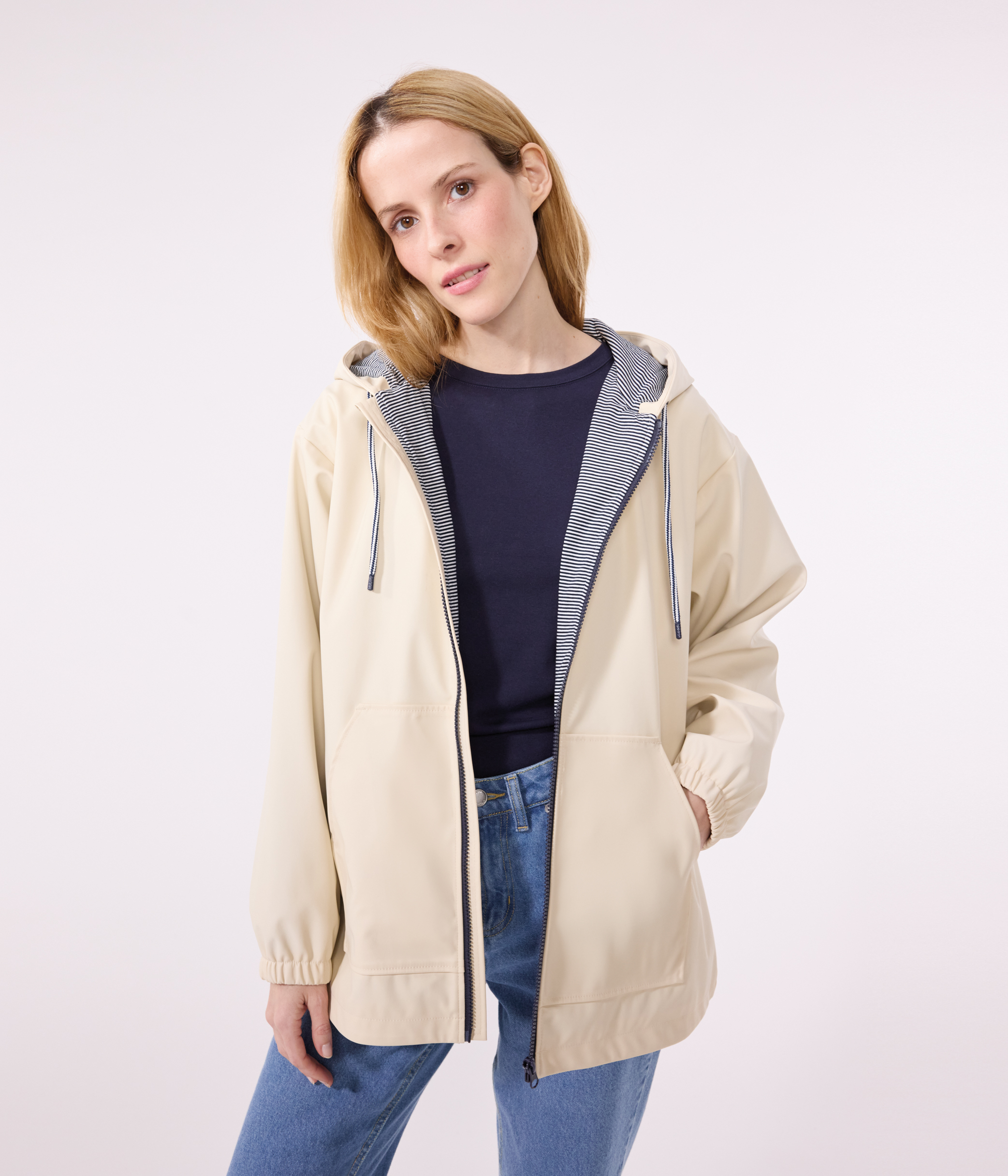 Comprar chubasquero charol mujer clearance